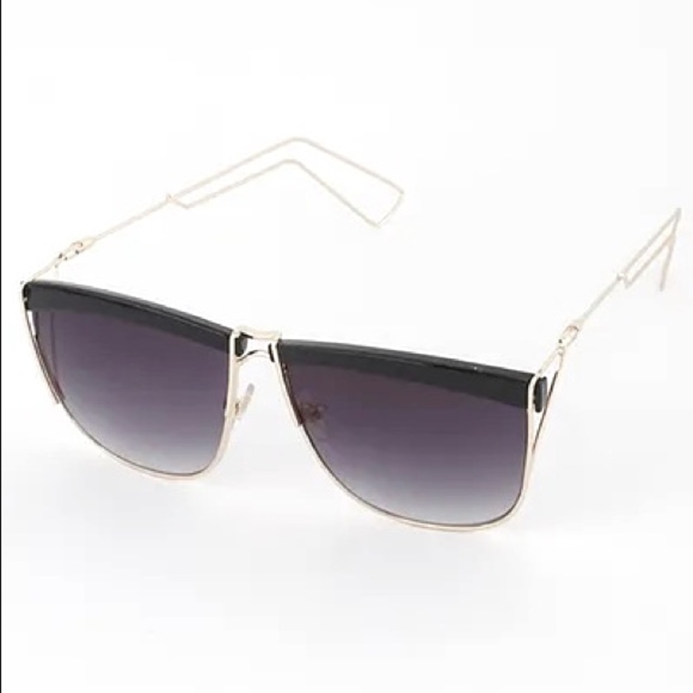 Malibu Sunglasses • Black Frame/Purple Lenses